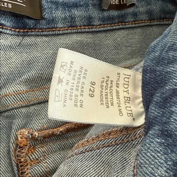 Judy Blue High Rise Cargo Wide Leg Jeans Size 9|29 - Picture 8 of 8